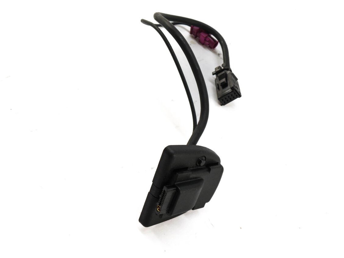 Thumbnail 2: 2008 MERCEDES GL450 (X164) FRONT CENTER CONSOLE BLUETOOTH CRADLE ADAPTER PLUG