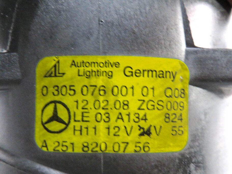 Thumbnail 5: 2006-2013 MERCEDES C300 C350 GL320 GL450 GL550 ML320 ML350 - LEFT FOGLIGHT LAMP
