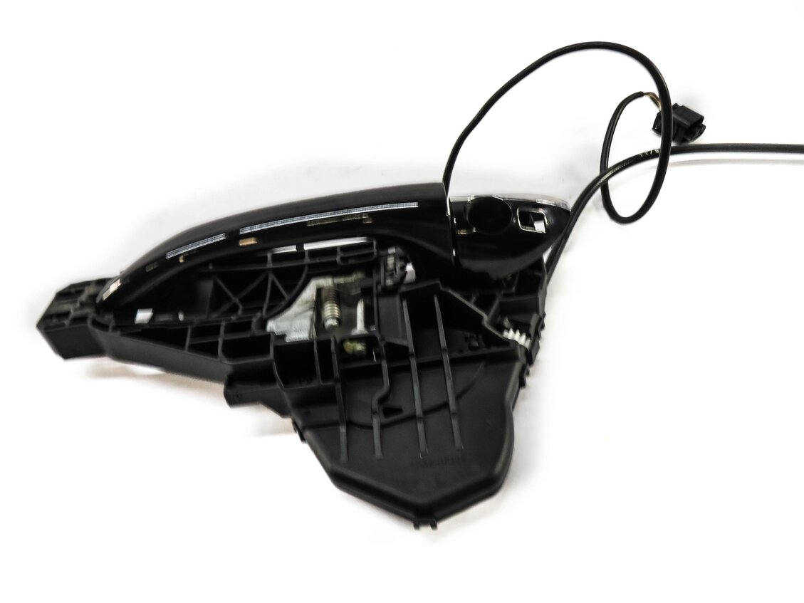 Thumbnail 2: 2008 MERCEDES GL450 (X164) LEFT FRONT DRIVER DOOR HANDLE (BLACK 040U)