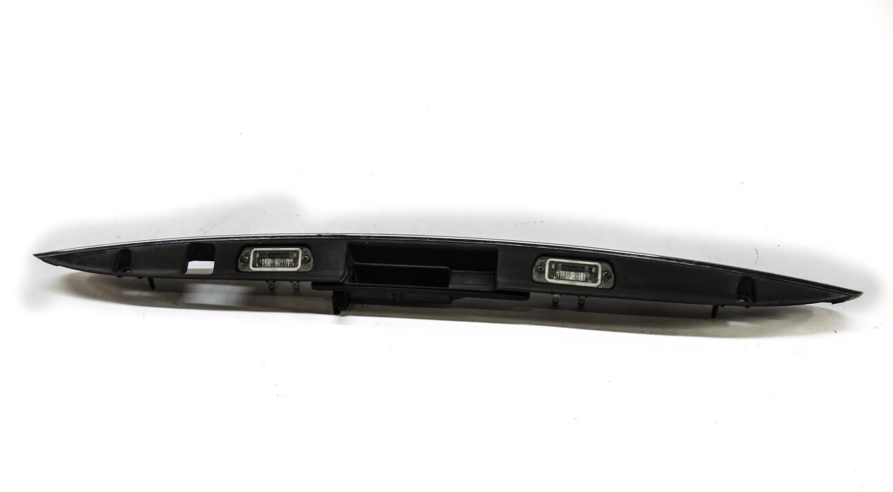 Thumbnail 2: 2008 MERCEDES GL450 (X164) REAR TRUNK HANDLE LICENSE PLATE LIGHT PANEL