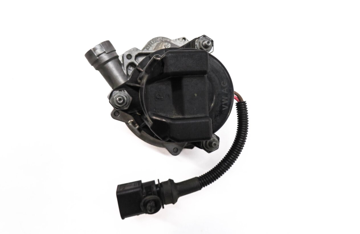 Thumbnail 4: 2013-2017 AUDI S4 S5 S8 (B8 8K 8T D4 4H) 3.0L / 4.0L ENGINE - AIR INJECTION PUMP