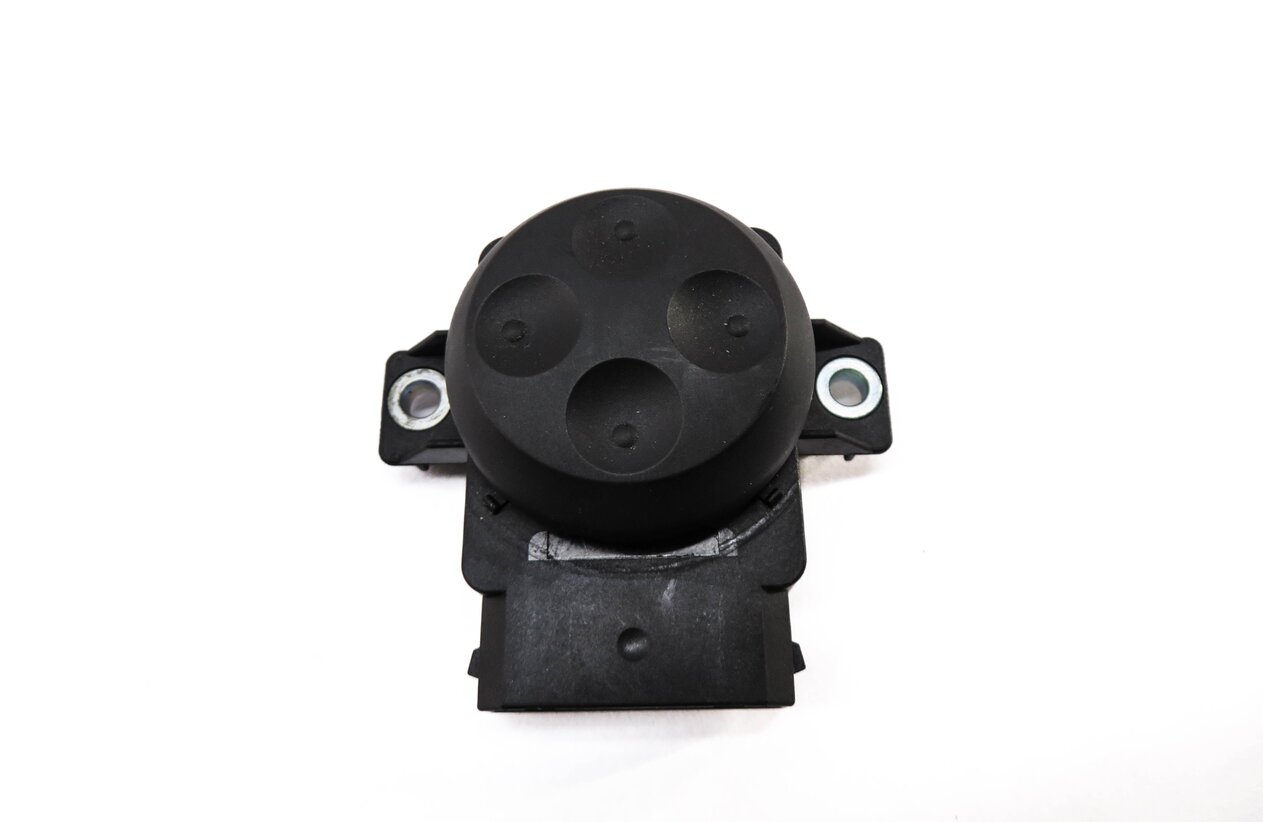 Thumbnail 3: 2014 AUDI S4 (B8 8K) RIGHT FRONT PASSENGER SEAT ADJUSTMENT SWITCH BUTTON