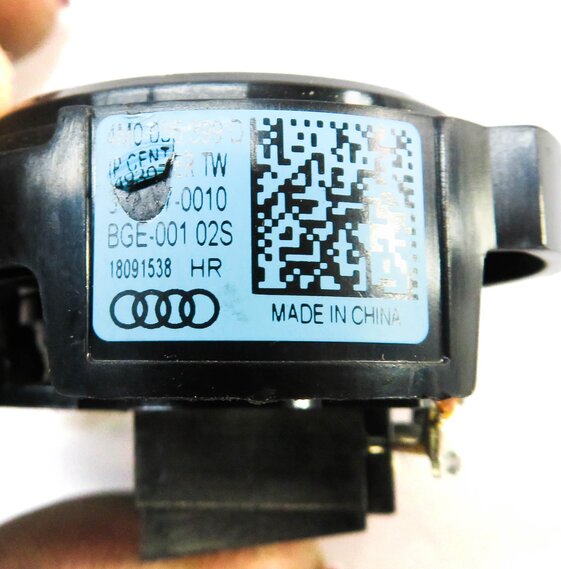 Thumbnail 23: 2017 AUDI Q7 (4M) RADIO STEREO BOSE AUDIO SUB SUBWOOFER TWEETER SPEAKER SET