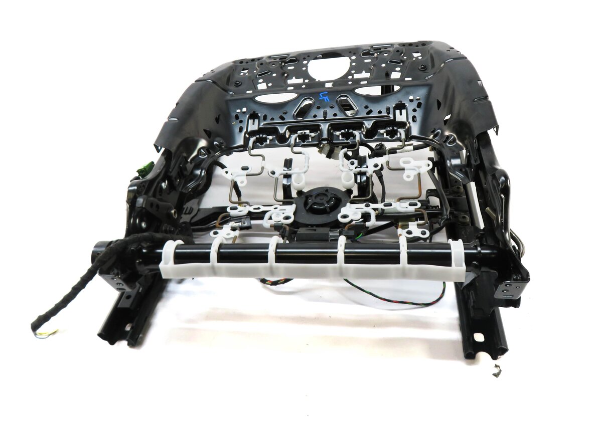 Thumbnail 3: 2017-2020 AUDI Q7 (4M) LEFT FRONT DRIVER SEAT TRACK w/ MOTORS (VENTED / MEMORY)