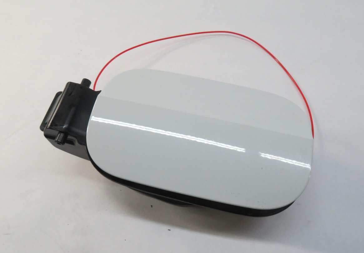 Thumbnail 1: 2017-2022 AUDI Q7 (4M) FUEL TANK DOOR TRIM w/ HOUSING (GLACIER WHITE METALLIC)