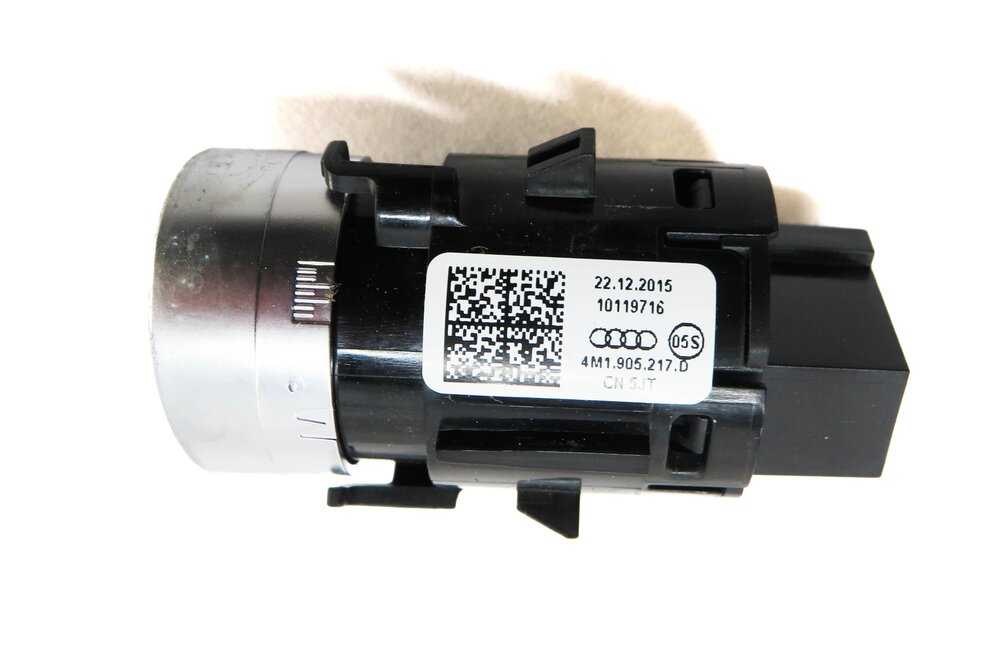 Thumbnail 4: 2017-2019 AUDI Q7 (4M) ENGINE START / STOP SWITCH BUTTON