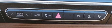 Thumbnail 2: 2017 AUDI Q7 (4M) DRIVE SELECT TRACTION HAZARD PDC HILL DESCENT SWITCH BUTTON