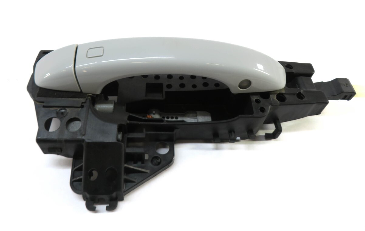 Thumbnail 3: 2017-2020 AUDI Q7 (4M) RIGHT FRONT PASSENGER KEYLESS DOOR HANDLE (GLACIER WHITE)