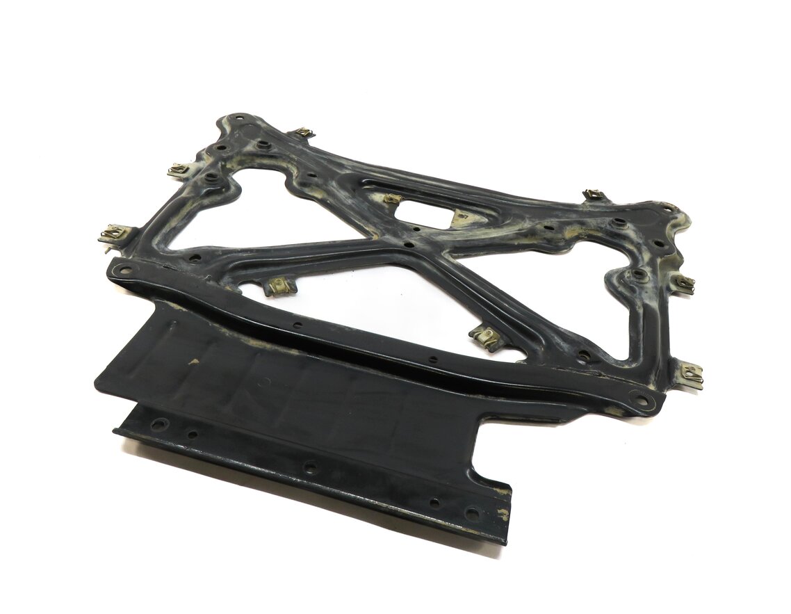 Thumbnail 1: 2017 AUDI Q7 (4M) TRANSMISSION CROSSMEMBER SUPPORT BRACE BRACKET