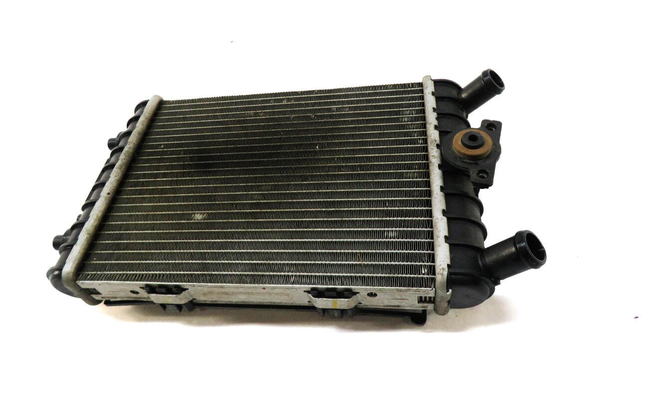 Thumbnail 2: 2017-2019 AUDI Q7 (4M) 3.0L SUPERCHARGED ENGINE - SECONDARY AUXILIARY RADIATOR