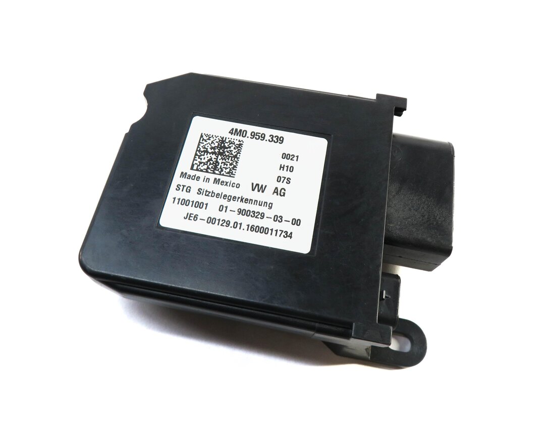 Thumbnail 1: 2017 AUDI Q7 (4M) RIGHT FRONT PASSENGER SEAT OCCUPANCY WEIGHT SENSOR MODULE