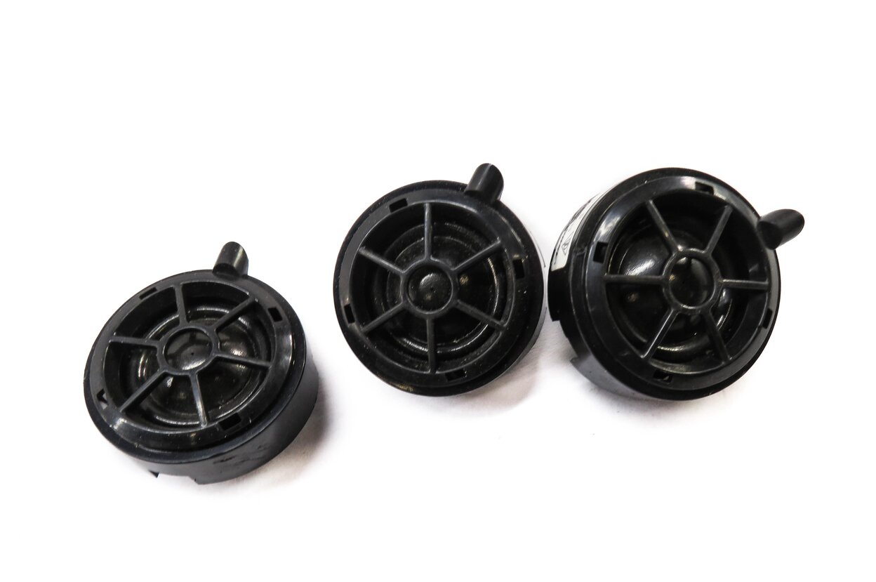 Thumbnail 8: 2011 PORSCHE CAYENNE (958) STEREO BOSE AUDIO SUB SUBWOOFER TWEETER SPEAKER SET
