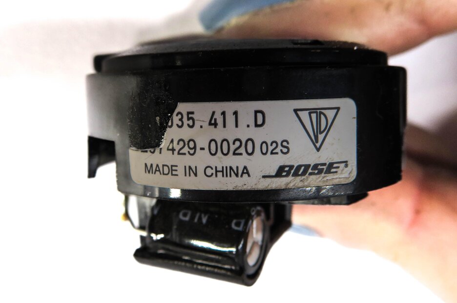 Thumbnail 9: 2011 PORSCHE CAYENNE (958) STEREO BOSE AUDIO SUB SUBWOOFER TWEETER SPEAKER SET
