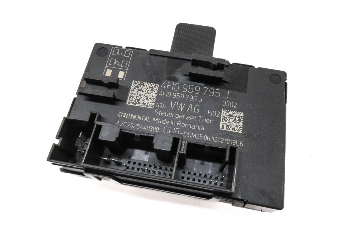 2013 PORSCHE CAYENNE (958) LEFT REAR DOOR CONTROL MODULE