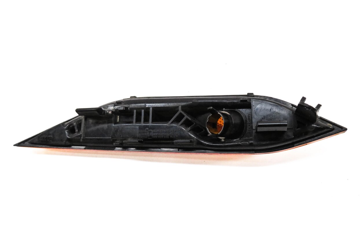 Thumbnail 3: 2013 PORSCHE CAYENNE (958) LEFT FRONT DRIVER SIGNAL MARKER LIGHT LAMP HOUSING
