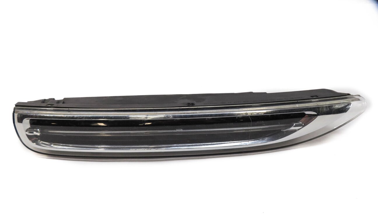 Thumbnail 2: 11-14 PORSCHE CAYENNE (958) LEFT DRIVER DRL DAY TIME RUNNING MARKER LIGHT LAMP