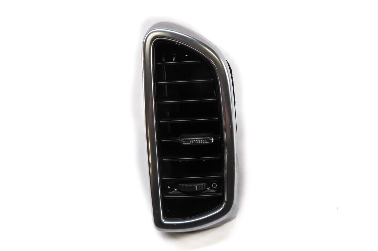 Thumbnail 2: 2011 PORSCHE CAYENNE (958) LEFT FRONT DRIVER OUTER DASH HEATER A/C AIR VENT
