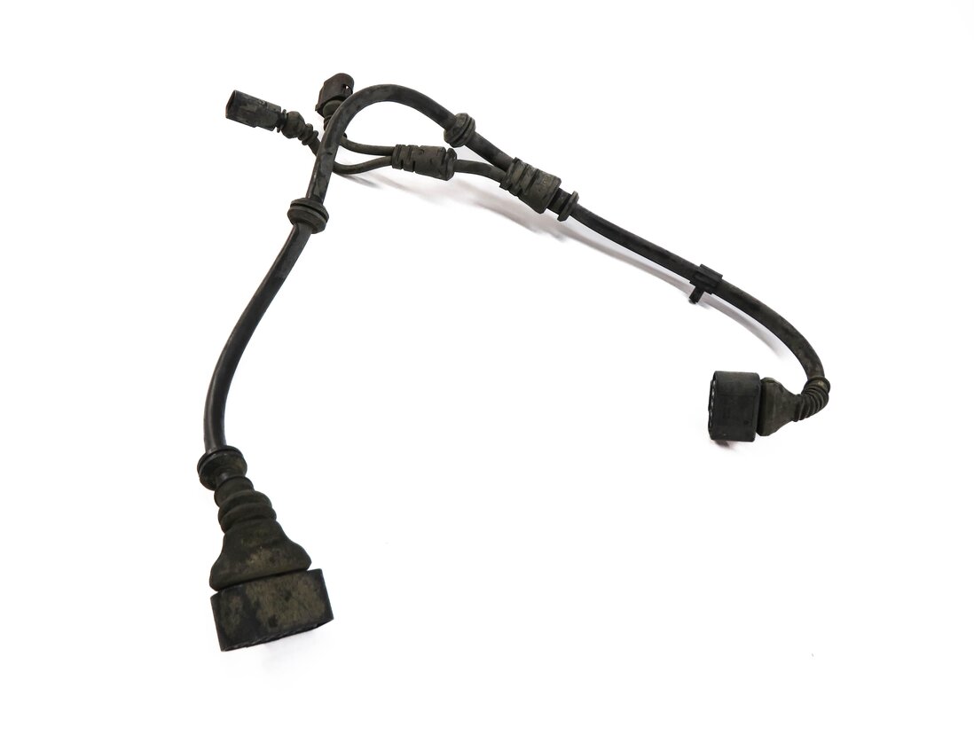 Thumbnail 2: 2011 PORSCHE CAYENNE (958) RIGHT PASSENGER REAR WHEEL SPEED SENSOR HARNESS