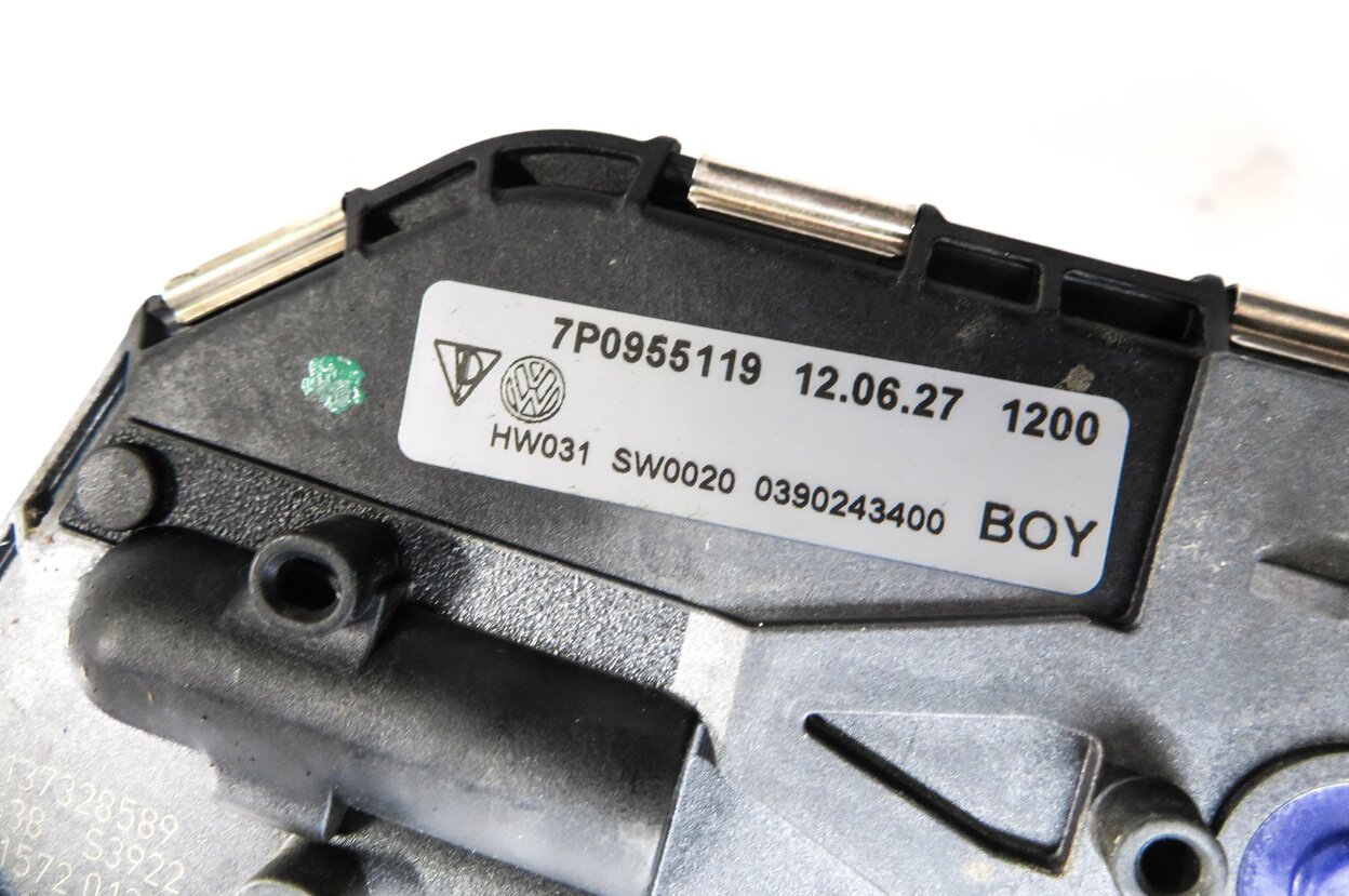 Thumbnail 4: 2011-2018 PORSCHE CAYENNE (958) FRONT WINDSHIELD WIPER MOTOR