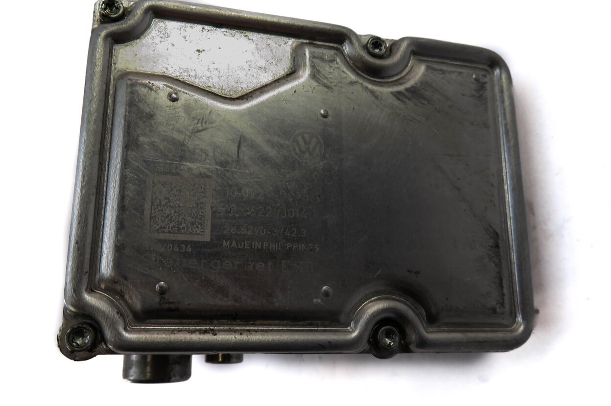 Thumbnail 4: 2013-2014 PORSCHE CAYENNE (958) ABS BRAKE PUMP w/ MODULE