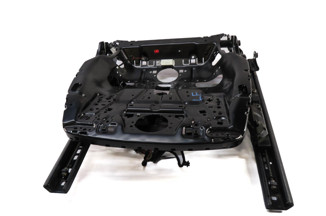 Thumbnail 2: 2011 PORSCHE CAYENNE (958) LEFT FRONT DRIVER SEAT TRACK w/ MOTORS
