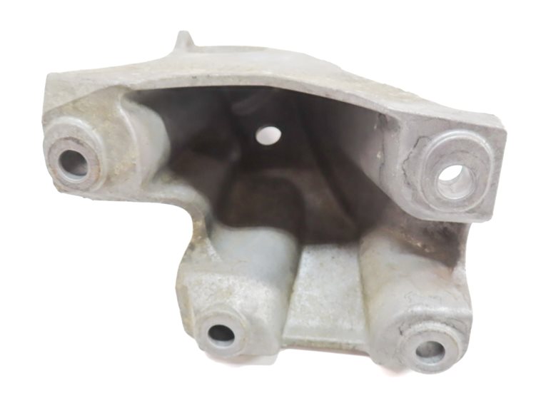 Thumbnail 6: 13 PORSCHE CAYENNE (958) 3.0L DIESEL (MCN.RB) ENGINE MOTOR MOUNT BRACKET SET/2