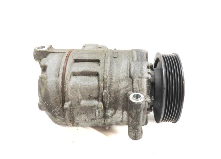 Thumbnail 5: 2013-2016 PORSCHE CAYENNE (958) 3.0L DIESEL ENGINE A/C COMPRESSOR PUMP