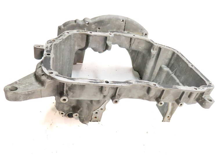 Thumbnail 3: 13 PORSCHE CAYENNE (958) 3.0L DIESEL (MCN.RB) ENGINE UPPER OIL FLUID PAN CRADLE