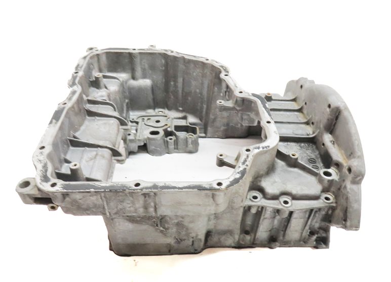 Thumbnail 5: 13 PORSCHE CAYENNE (958) 3.0L DIESEL (MCN.RB) ENGINE UPPER OIL FLUID PAN CRADLE
