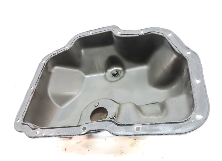 Thumbnail 2: 2013-2016 PORSCHE CAYENNE (958) 3.0L DIESEL ENGINE LOWER OIL FLUID PAN