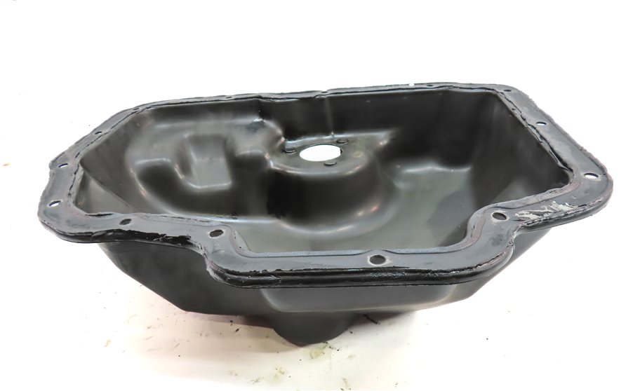 Thumbnail 6: 2013-2016 PORSCHE CAYENNE (958) 3.0L DIESEL ENGINE LOWER OIL FLUID PAN