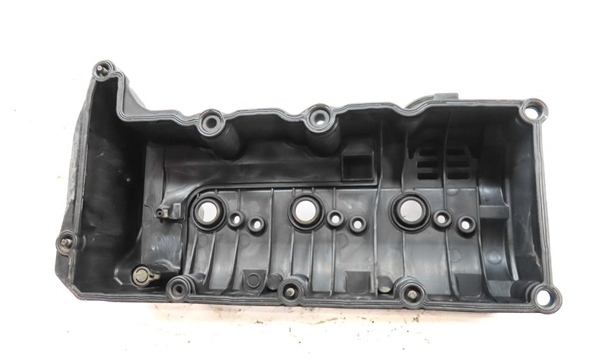 Thumbnail 6: 13-16 PORSCHE CAYENNE (958) 3.0L DIESEL (MCN.RB) LEFT DRIVER ENGINE VALVE COVER