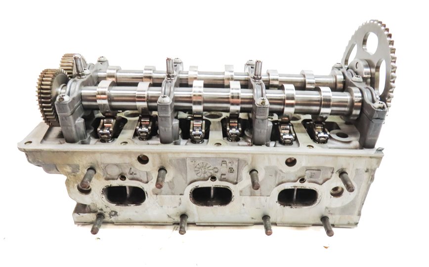 Thumbnail 6: 2013-2016 PORSCHE CAYENNE (958) 3.0L MCN.RB DIESEL ENGINE LEFT CYLINDER HEAD