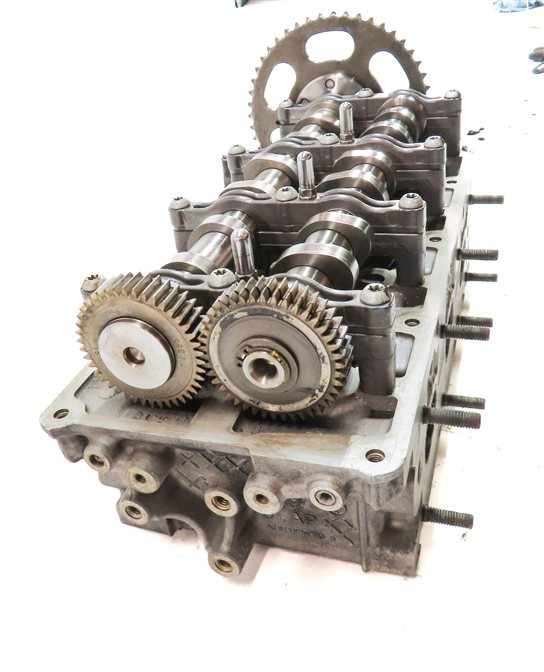Thumbnail 7: 2013-2016 PORSCHE CAYENNE (958) 3.0L MCN.RB DIESEL ENGINE LEFT CYLINDER HEAD