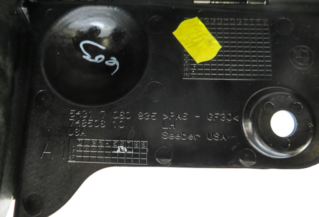 Thumbnail 5: 2004 BMW Z4 (E85) CONVERTIBLE TOP COVER PANEL w/ HINGE