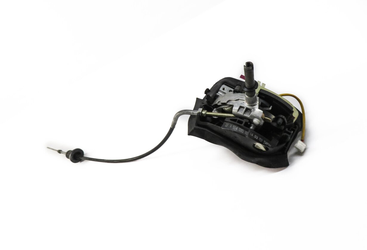 2004 BMW Z4 (E85) A/T AUTOMATIC TRANSMISSION GEAR SHIFTER