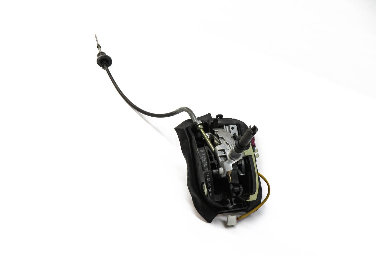 Thumbnail 2: 2004 BMW Z4 (E85) A/T AUTOMATIC TRANSMISSION GEAR SHIFTER