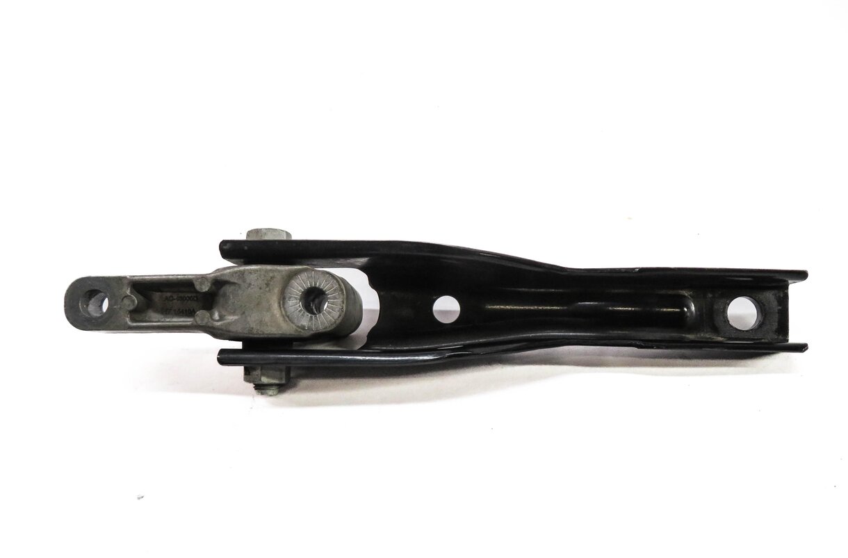 Thumbnail 3: 2016 AUDI S3 (8V) 2.0L TURBO ENGINE - REAR MOTOR MOUNT SUPPORT BRACKET