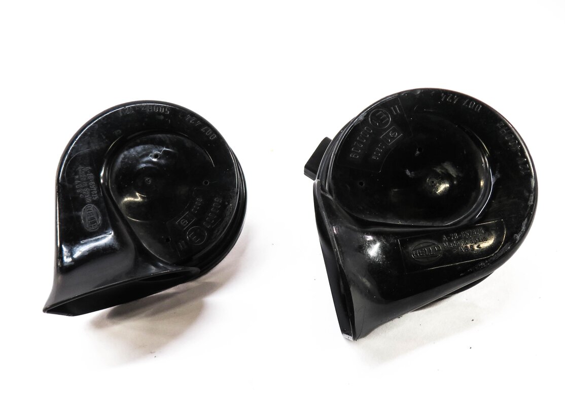 Thumbnail 2: 2015-2016 AUDI A3 S3 (8V) HIGH & LOW TONE HORN SET-2