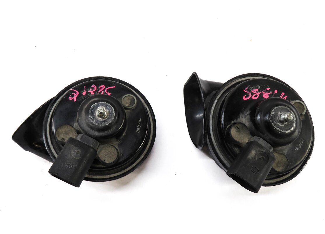 Thumbnail 3: 2015-2016 AUDI A3 S3 (8V) HIGH & LOW TONE HORN SET-2