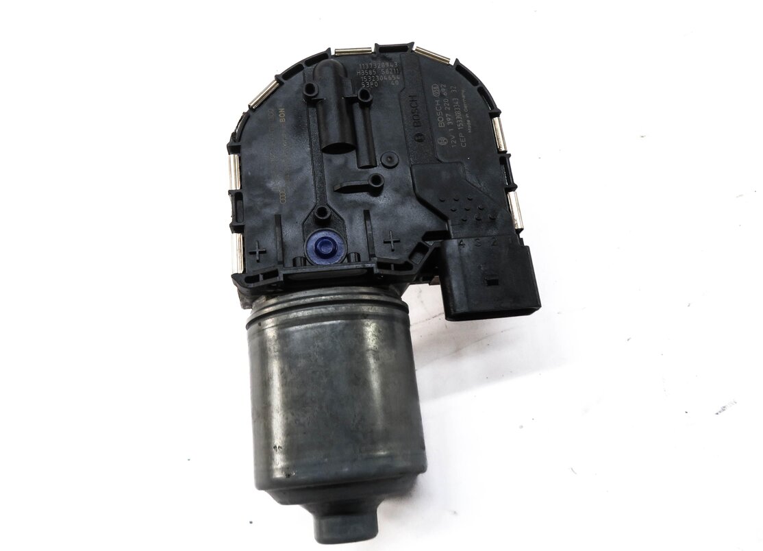 Thumbnail 2: 2015-2018 AUDI A3 S3 RS3 (8V) SEDAN / CONVERTIBLE - FRONT WINDSHIELD WIPER MOTOR