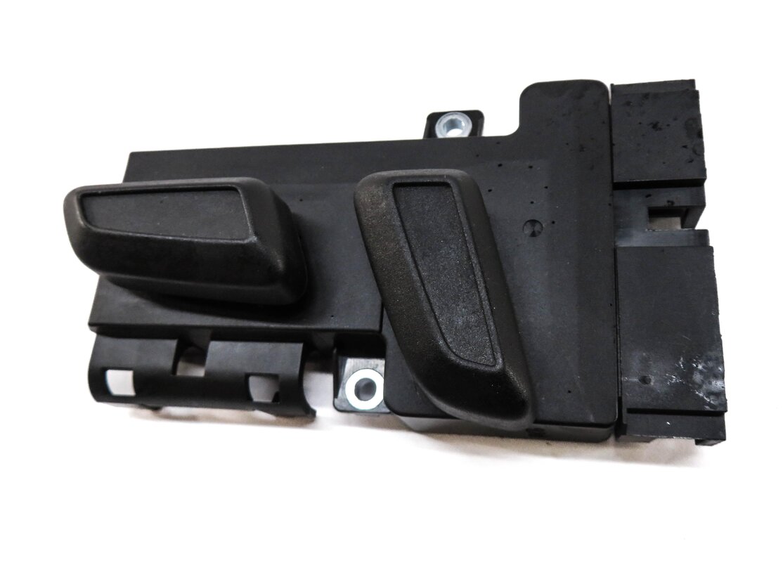 Thumbnail 5: 2016 AUDI S3 (8V) RIGHT FRONT PASSENGER SEAT ADUSTMENT SWITCH BUTTON