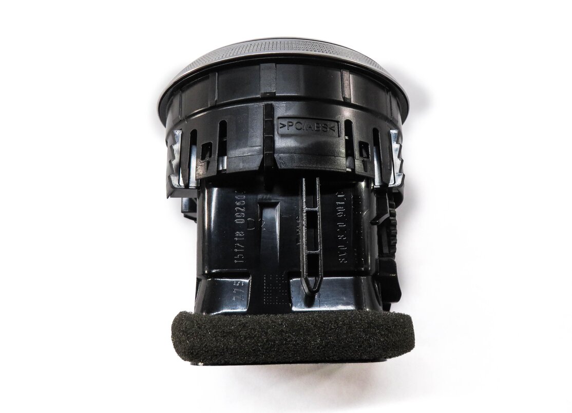 Thumbnail 4: 2016 AUDI S3 (8V) FRONT HEATER A/C AIR VENT