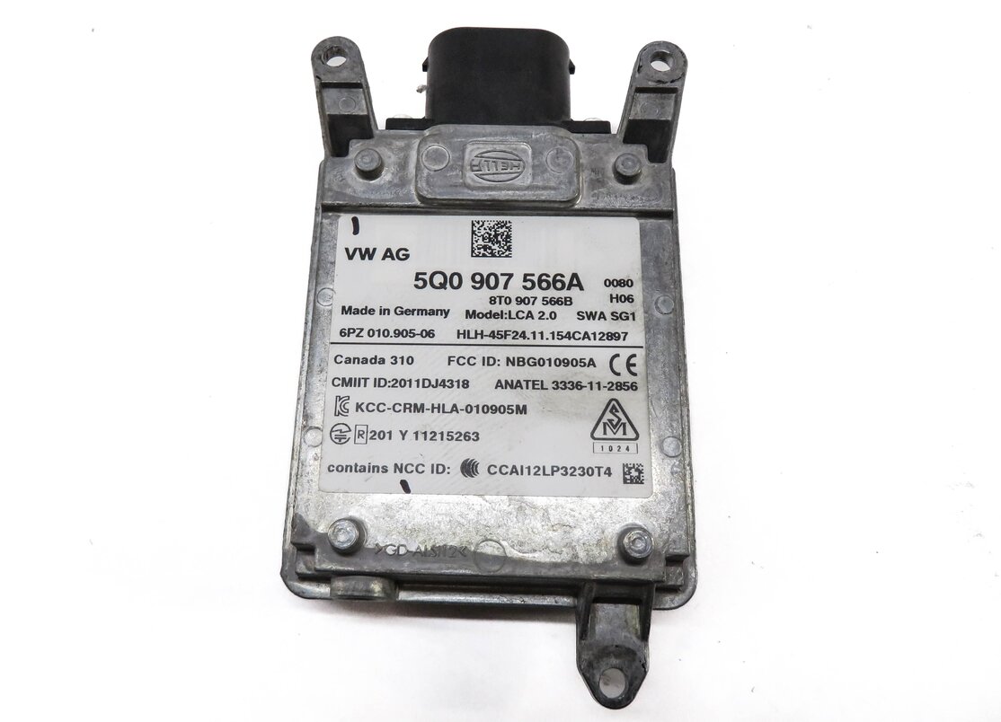 Thumbnail 3: 2015-2016 AUDI A3 S3 (8V) LEFT LANE DEPARTURE BLIND SPOT CONTROL MODULE (MASTER)