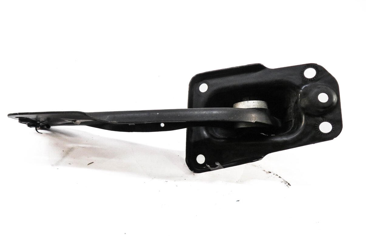 Thumbnail 3: 2015-2019 AUDI VW GOLF / A3 S3 RS3 TT (8V MK3) RIGHT PASSENGER REAR TRAILING ARM