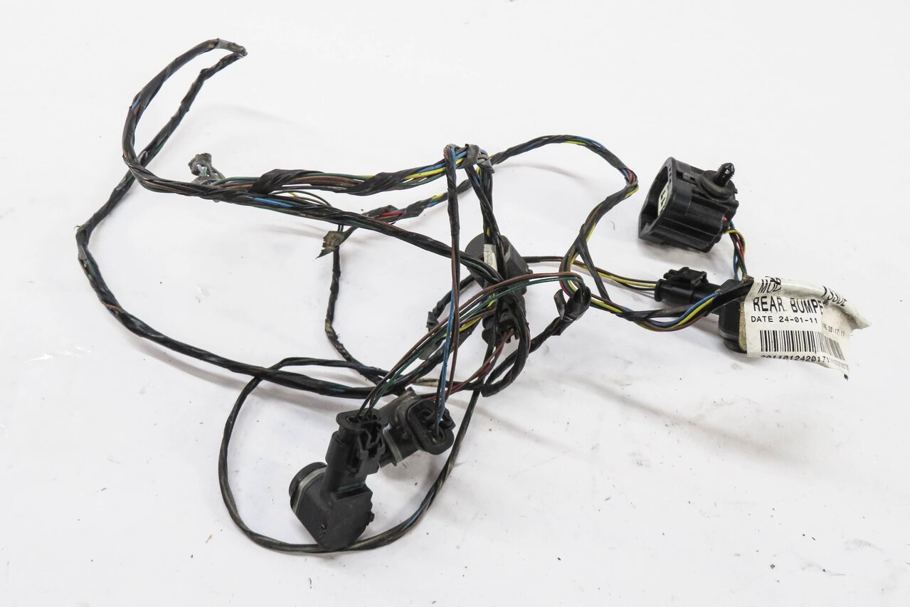 Thumbnail 2: 2011 RANGE ROVER SPORT (L320) REAR PDC PARK SENSOR SET w/ HARNESS (BLACK 820)