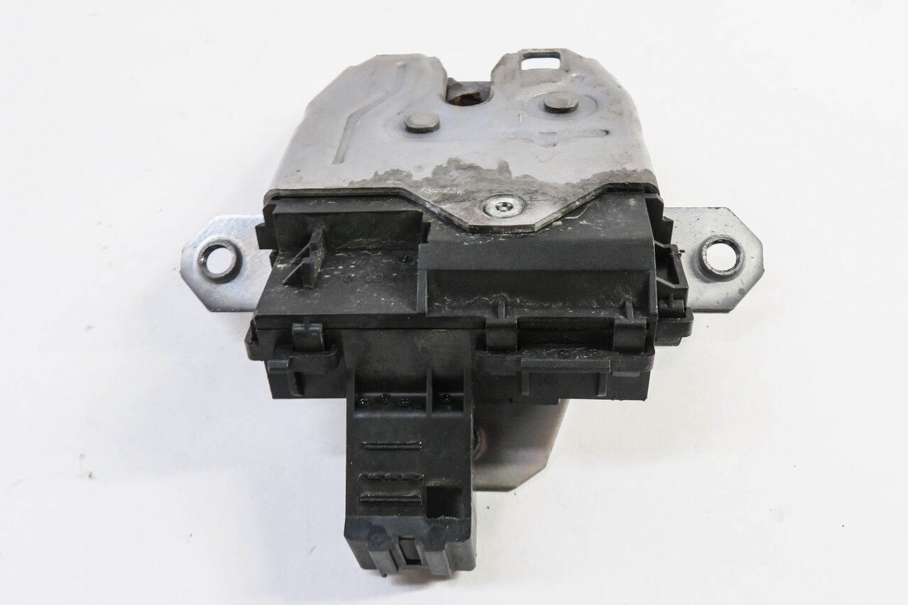 Thumbnail 3: 2011 RANGE ROVER SPORT (L320) REAR TRUNK LOCK LATCH ACTUATOR