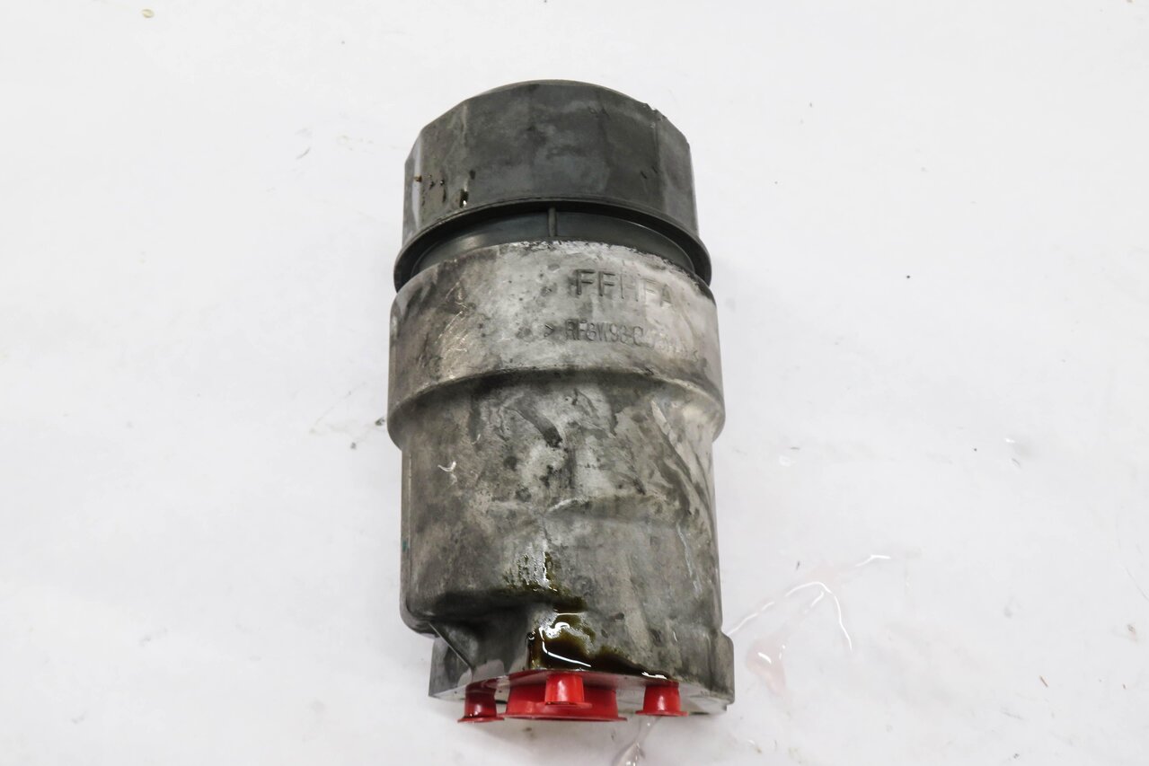Thumbnail 4: 2011 RANGE ROVER SPORT (L320) 5.0L AJ133 V8 ENGINE OIL FILTER HOUSING w/ CAP