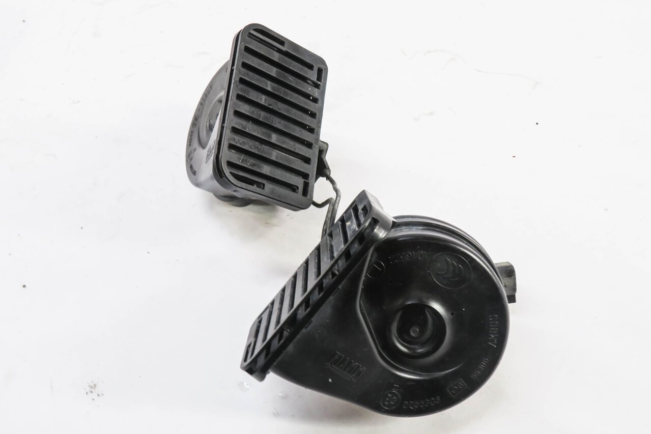 Thumbnail 3: 2010-2016 RANGE ROVER SPORT (L320) LR4 - HIGH & LOW TONE SAFETY HORN SET-2