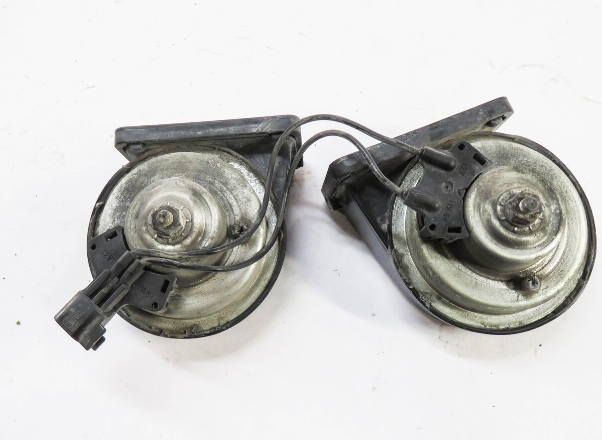 Thumbnail 4: 2010-2016 RANGE ROVER SPORT (L320) LR4 - HIGH & LOW TONE SAFETY HORN SET-2